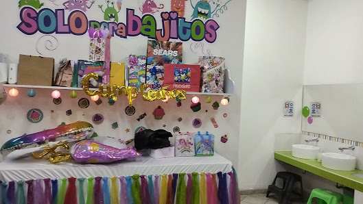 Salón De Fiestas Infantiles Solo Para Bajitos